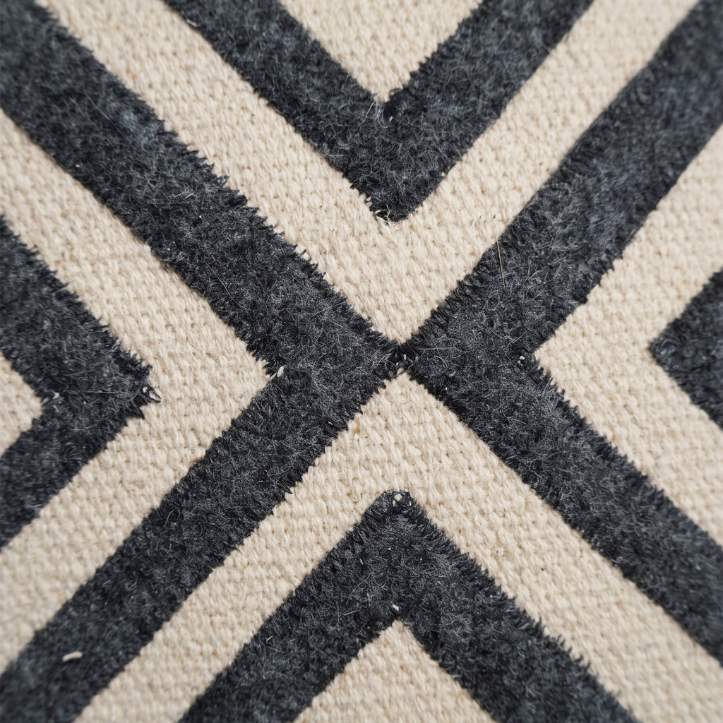 Orchard Cushion - Dark Graphite / Beige Glory [COTTON]