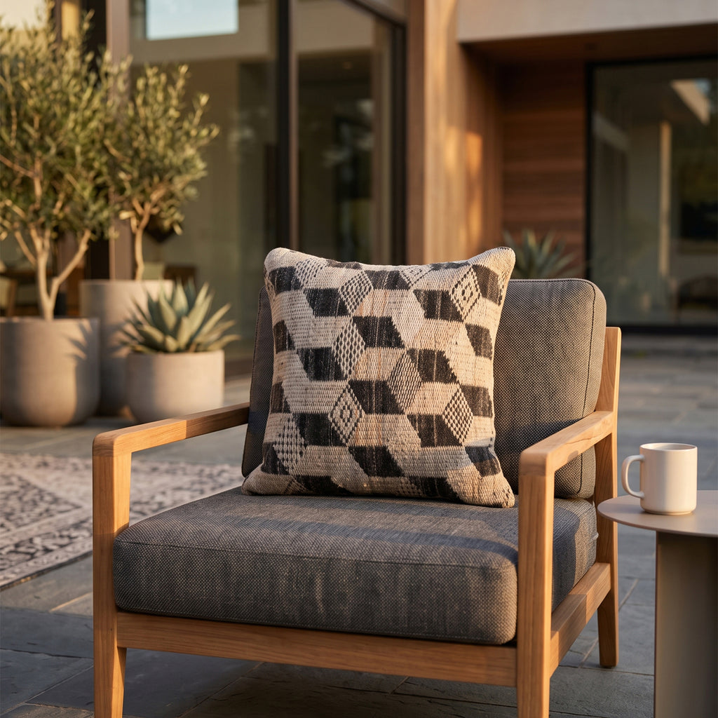 Aspen Cushion - Vintage Charcoal / Worn White  [PET YARN]