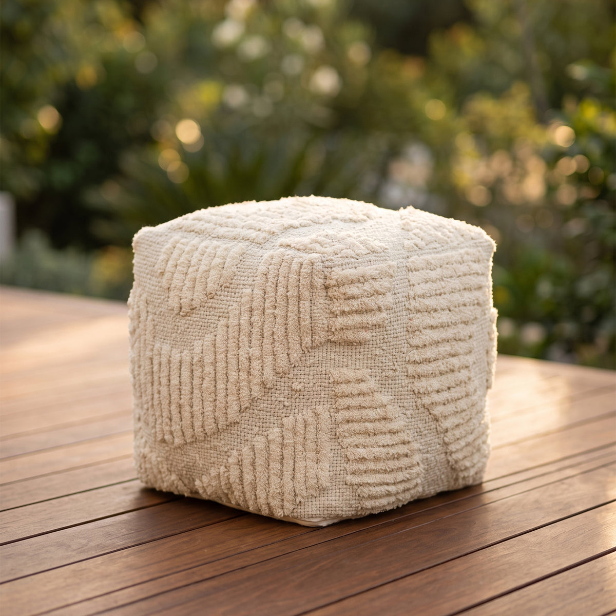 Sheridan Pouf - Smooth Cream / Ivory Porcelain [WOOL+JUTE+COTTON]