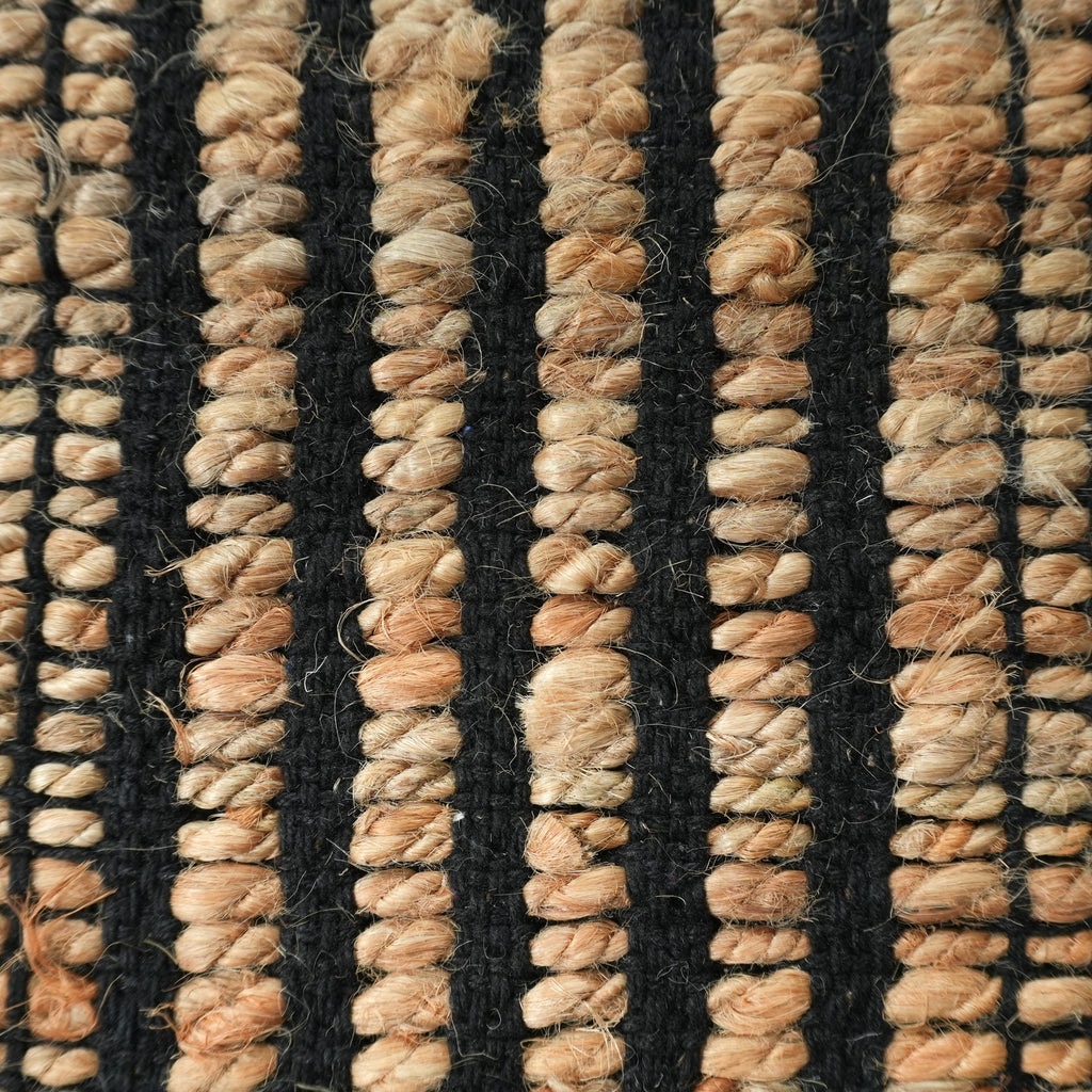 Carrara Rug - Eerie Black / Basic Beige [JUTE + COTTON]