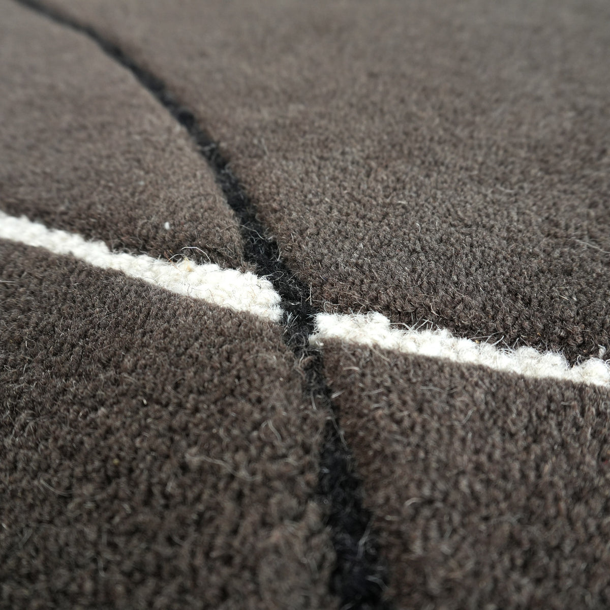 Siena Rug - Mocha Mousse / Black Grain / Cake Batter [WOOL]