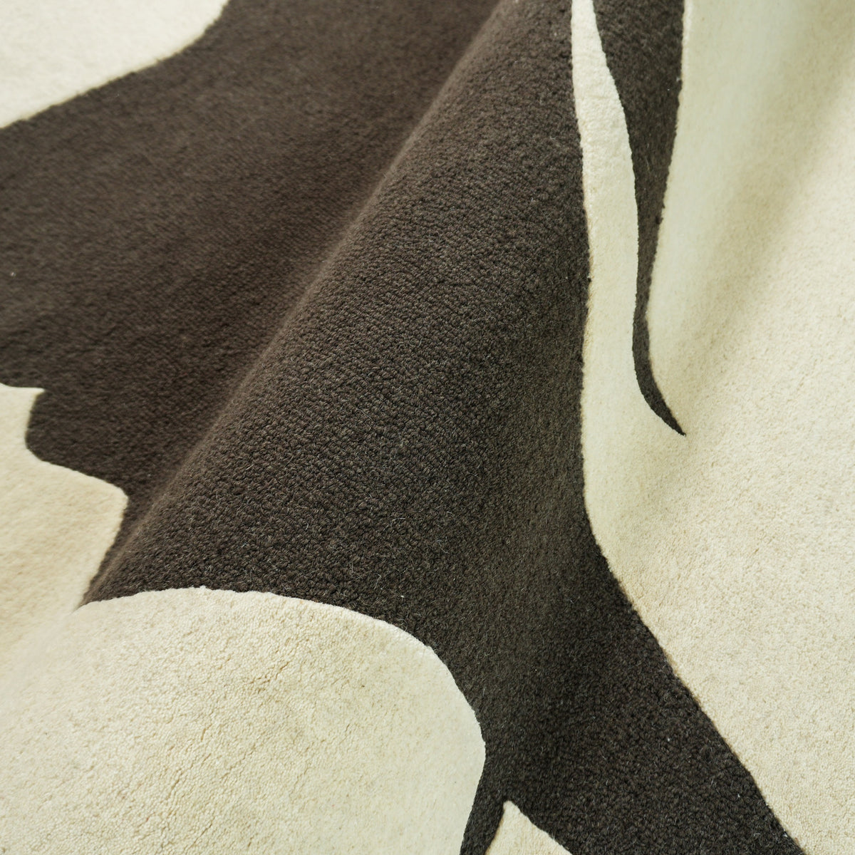 Celeste Rug - Iridium / Wheatfield [INDIAN BLEND WOOL]