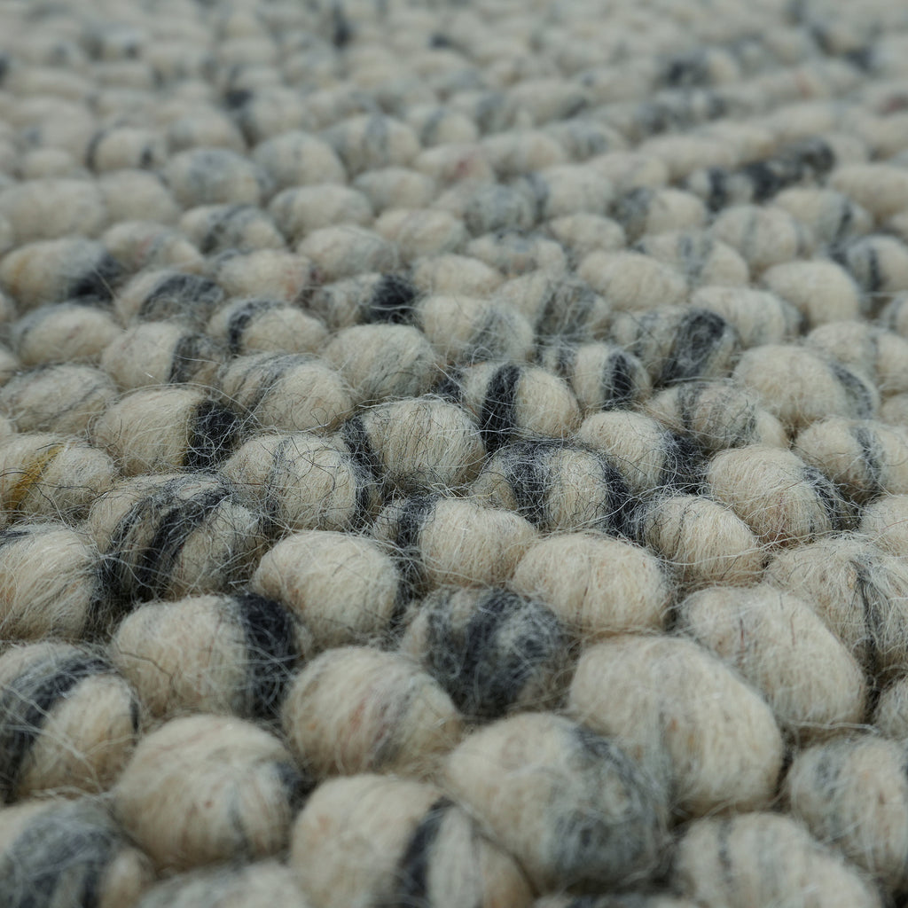 Majestic Rug - Dark Ash / Foggy Gray [NATURAL WOOL]
