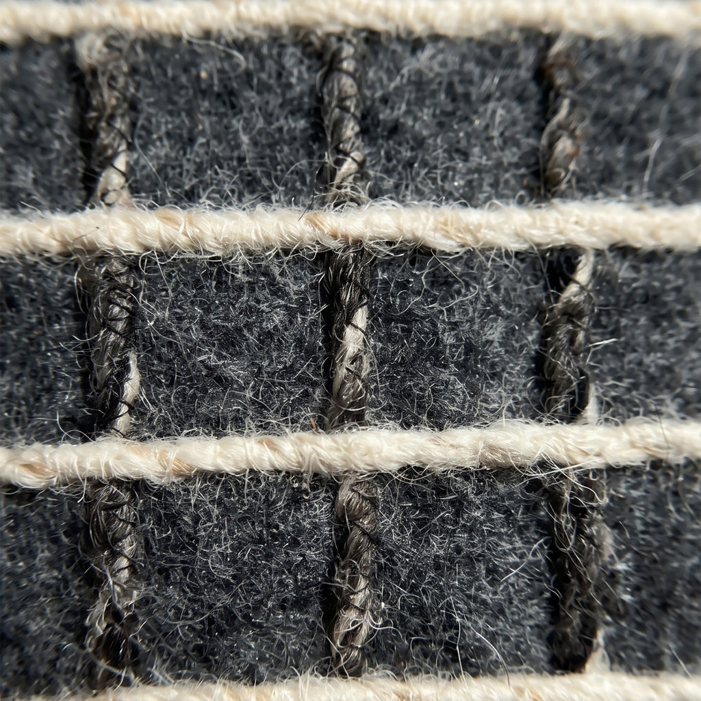 Eden Cushion - Atomic Grey / Brilliant Pearl  [PET YARN]